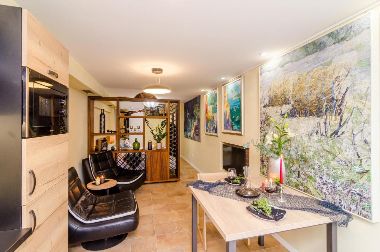 Apartment Getaway